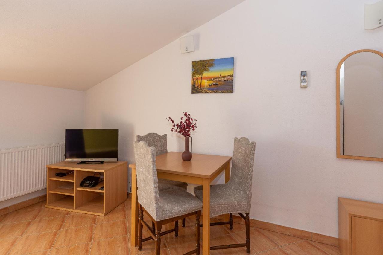 Apartments Dalmata Biograd Na Moru Eksteriør bilde